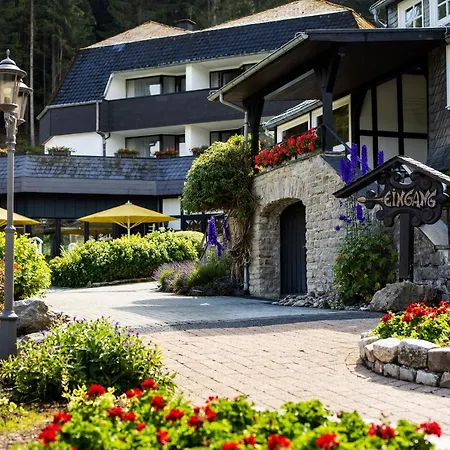 מלון Romantik Stryckhaus 4*