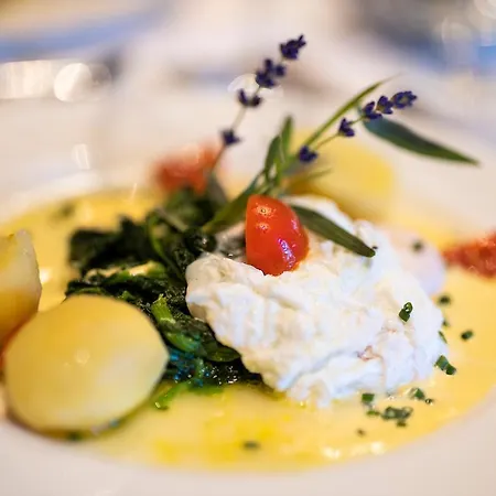 מלון Romantik Stryckhaus 4*