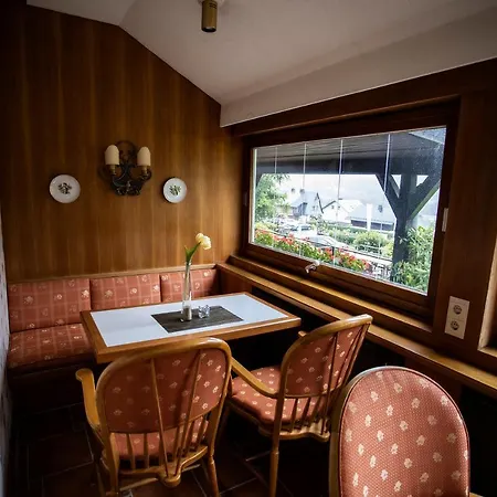 Romantik Stryckhaus 호텔 4*