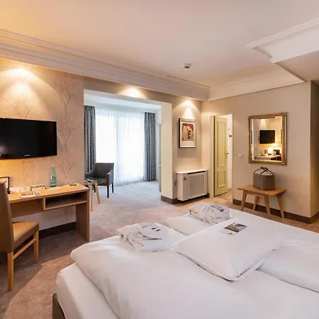 Romantik Stryckhaus Hotel 4*