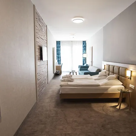 Romantik Stryckhaus מלון