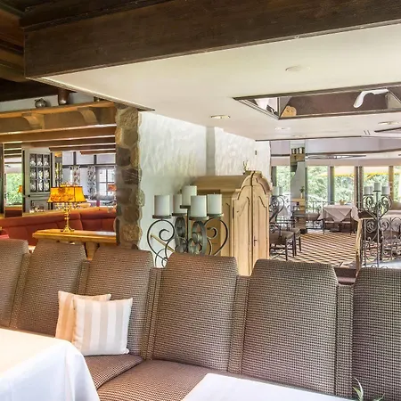 מלון Romantik Stryckhaus