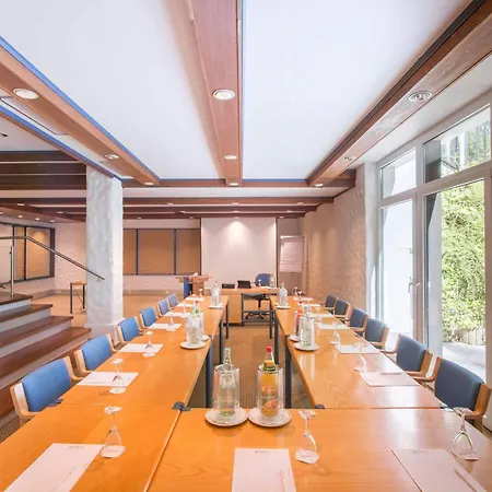 Romantik Stryckhaus מלון 4*